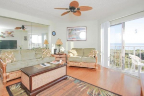 Tropical Daze Oceanfront Paradise